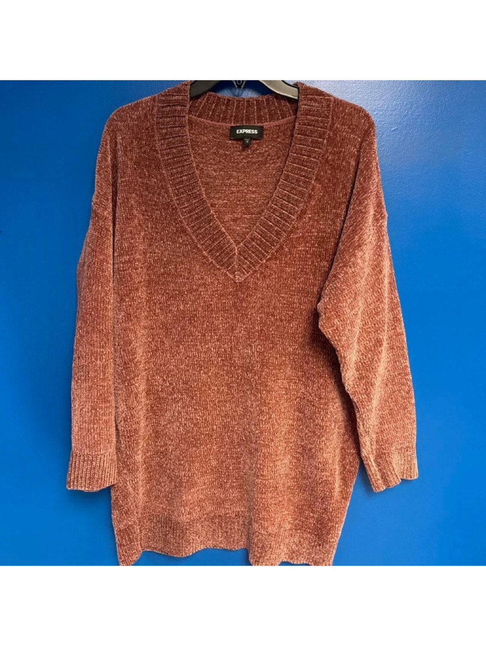 Express brown & burgundy sweater #express #cozy